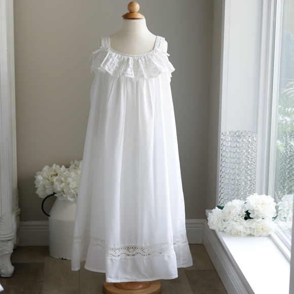 Strasburg Bella Luna White Cotton LINED Slip Dress with Crocheted Lace Like New - Picture 1 of 6